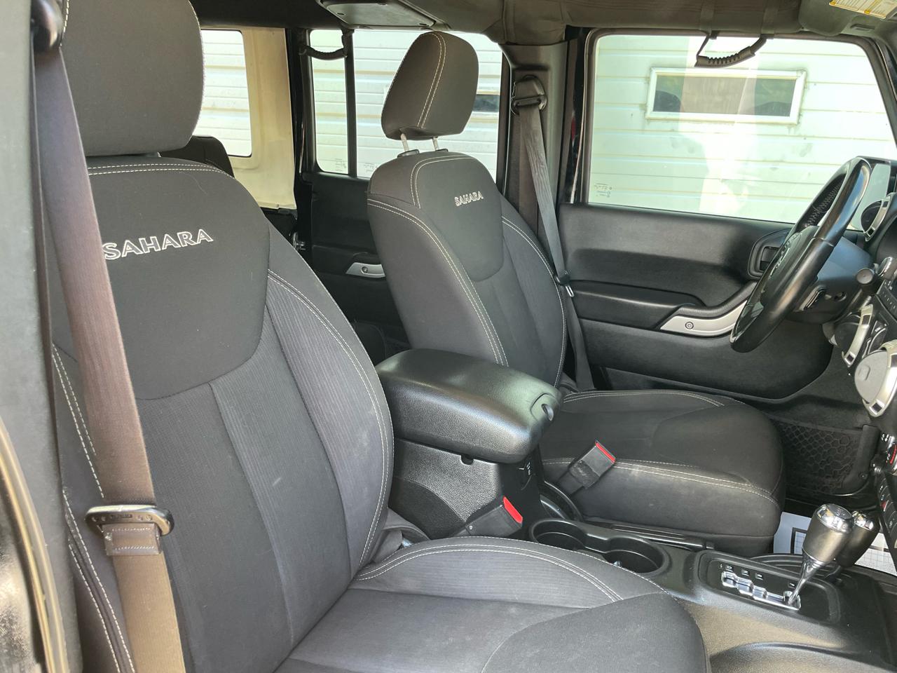 Jeep Wrangler Unlimited Sahara 4WD 2016