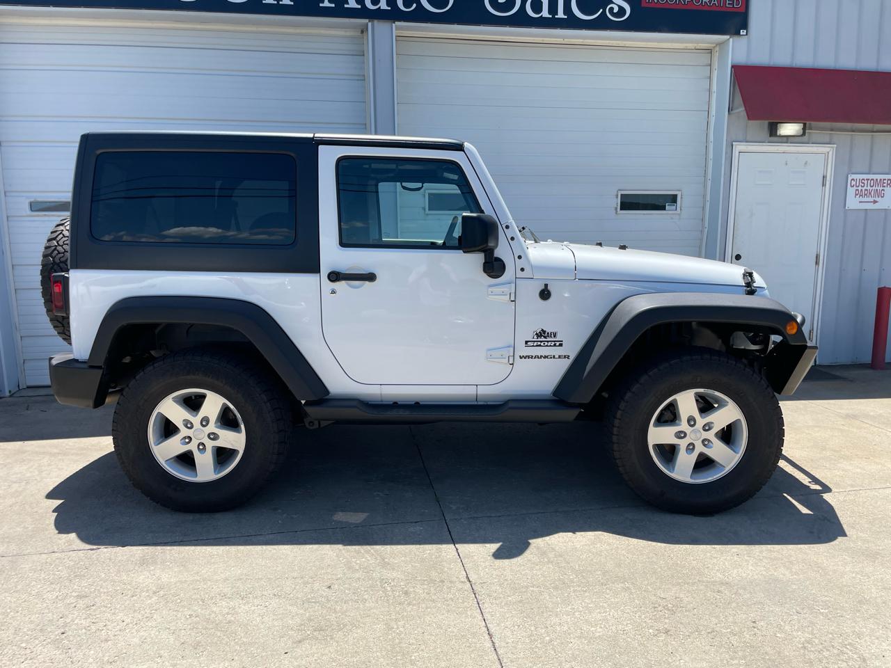 Jeep Wrangler Sport 4WD 2015