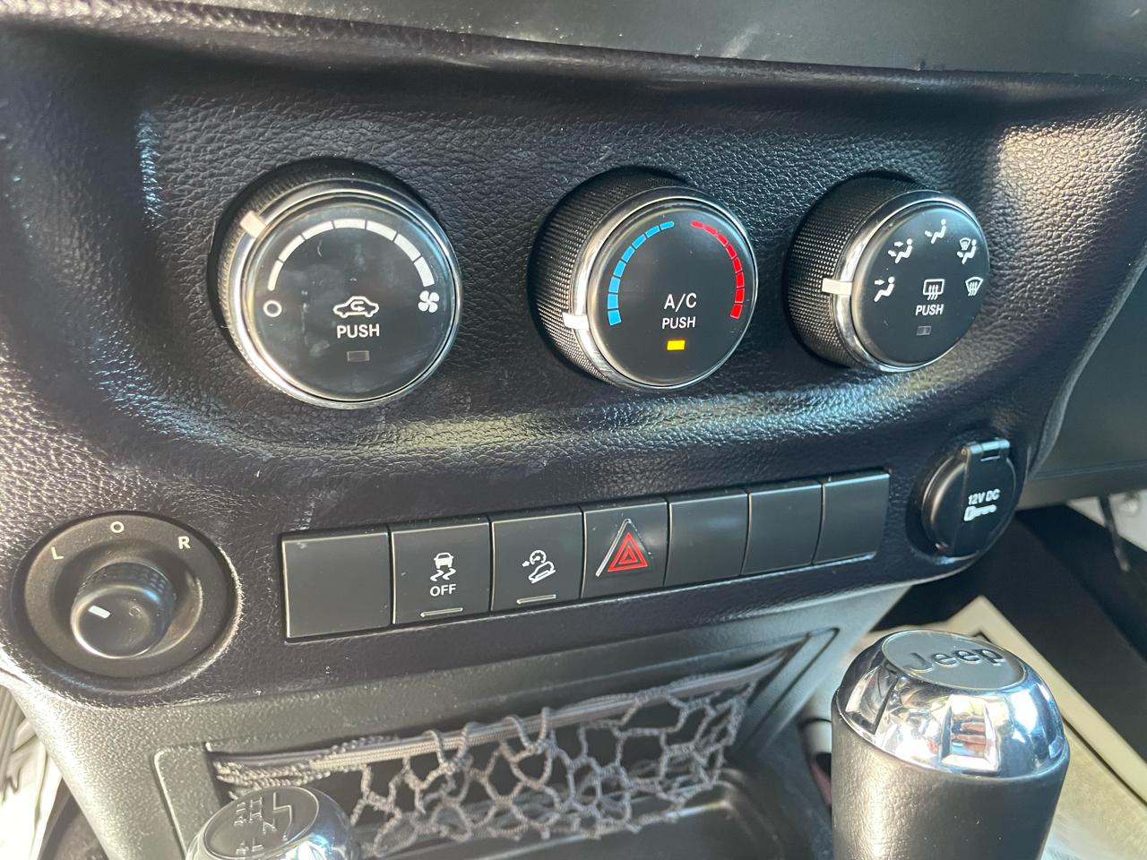 Jeep Wrangler Sport 4WD 2015
