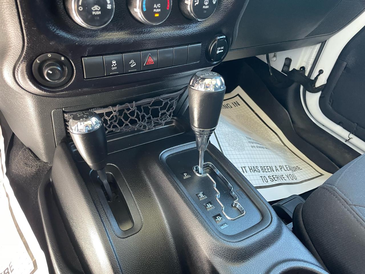 Jeep Wrangler Sport 4WD 2015