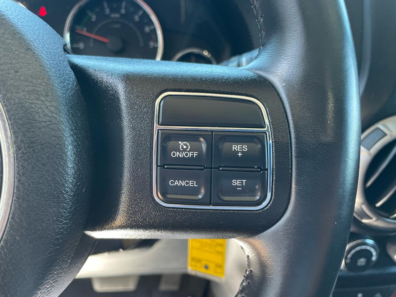 Jeep Wrangler Sport 4WD 2015