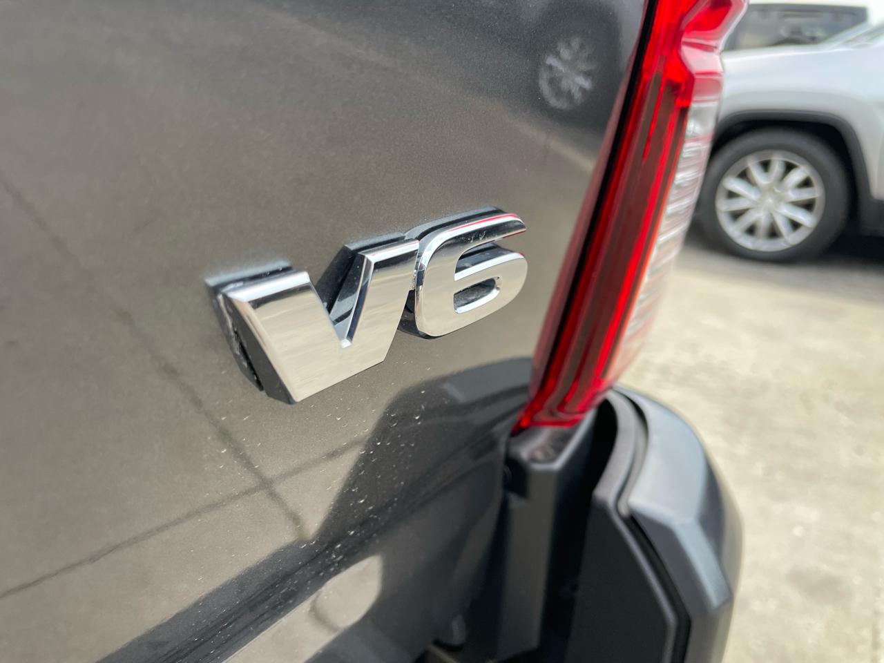 Toyota Tacoma 4WD Double Cab V6 AT SR (Natl) 2023