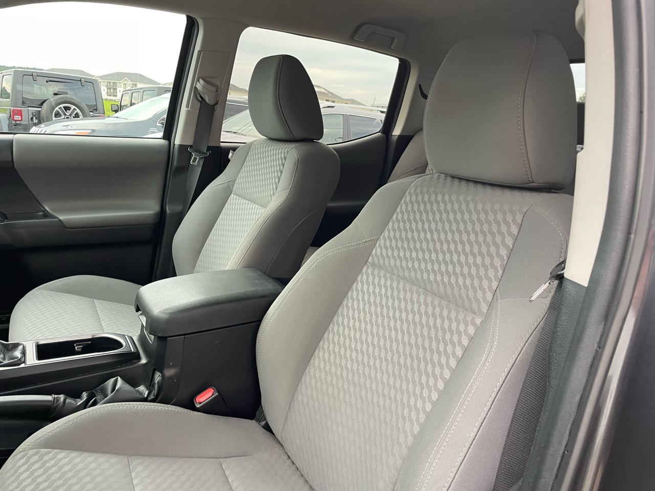 Toyota Tacoma 4WD Double Cab V6 AT SR (Natl) 2023