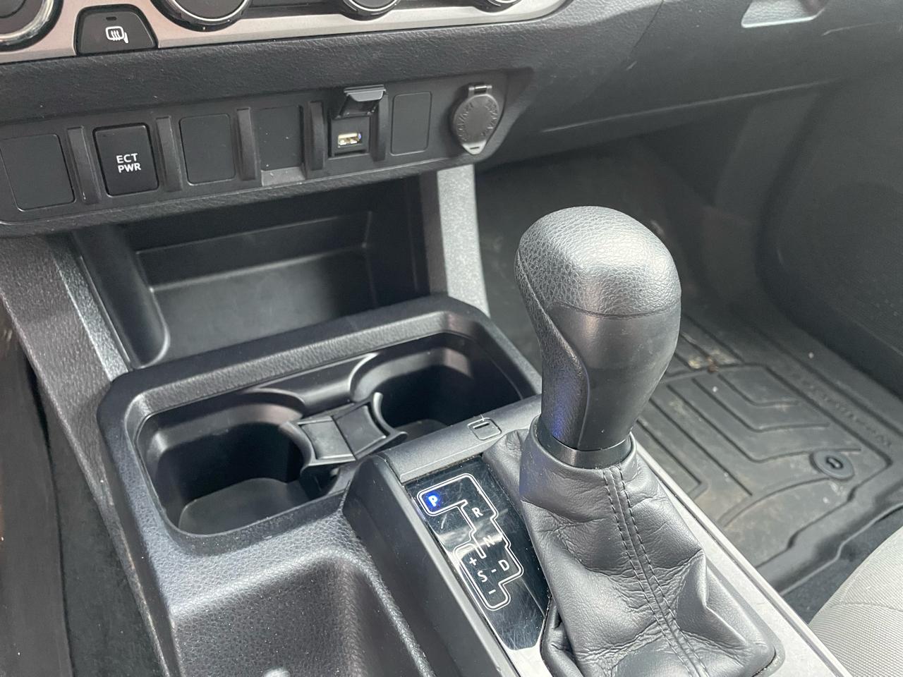 Toyota Tacoma 4WD Double Cab V6 AT SR (Natl) 2023