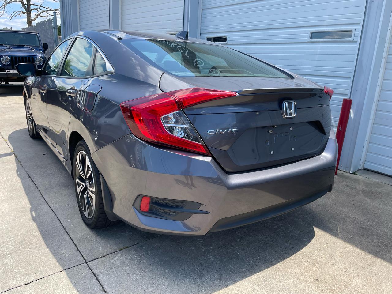 Honda Civic EX-T Sedan CVT 2017