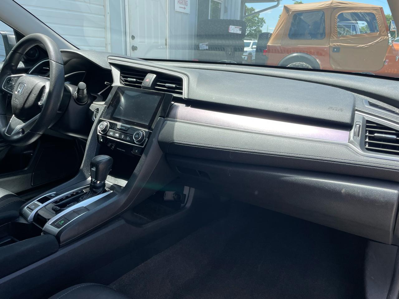 Honda Civic EX-T Sedan CVT 2017