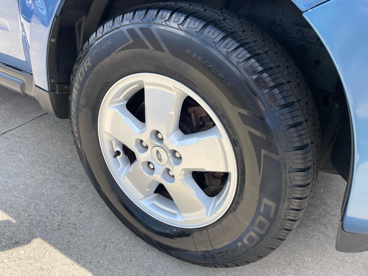 Ford Escape XLT FWD 2010
