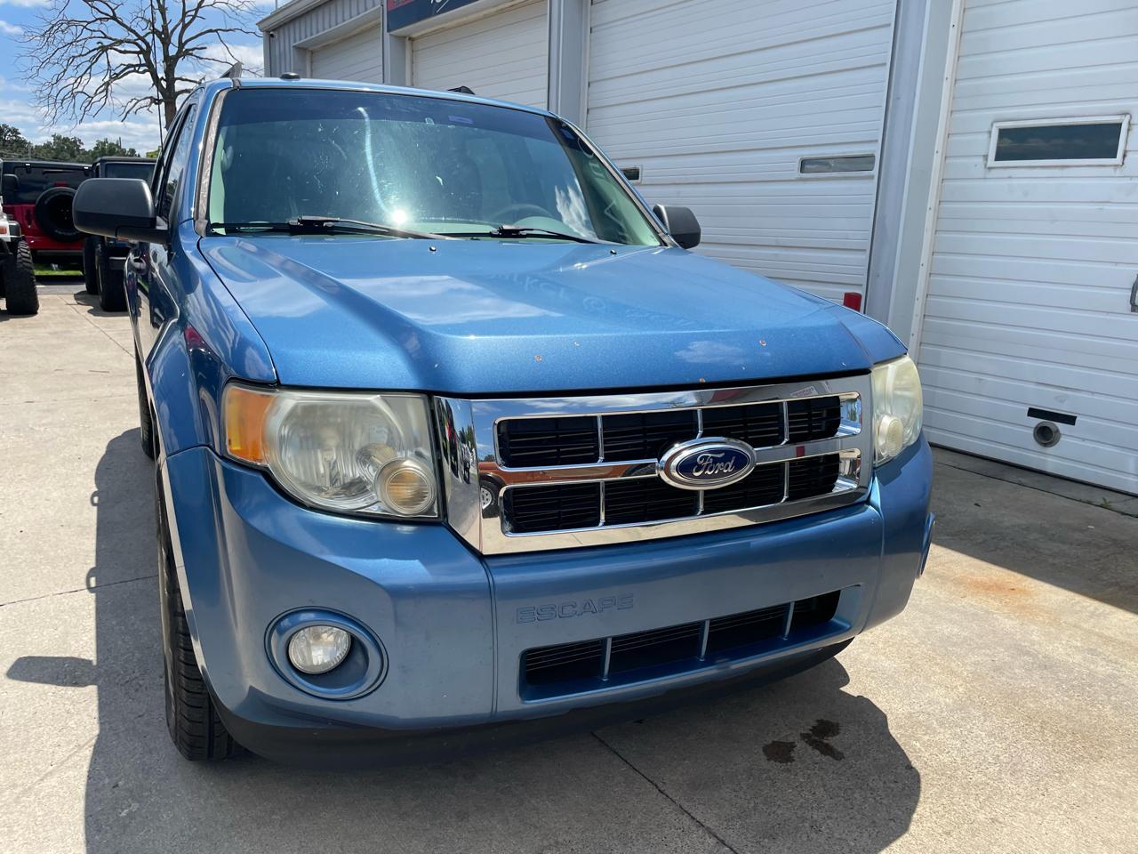 Ford Escape XLT FWD 2010