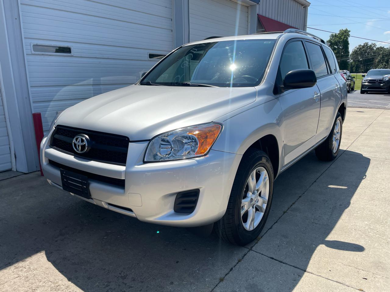 Toyota RAV4 Base I4 4WD 2011