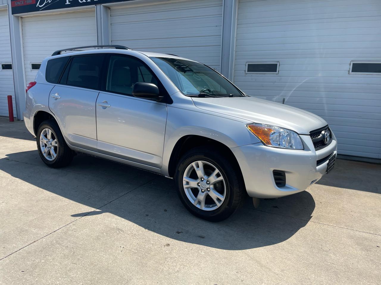 Toyota RAV4 Base I4 4WD 2011