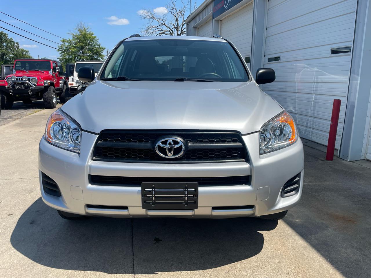 Toyota RAV4 Base I4 4WD 2011