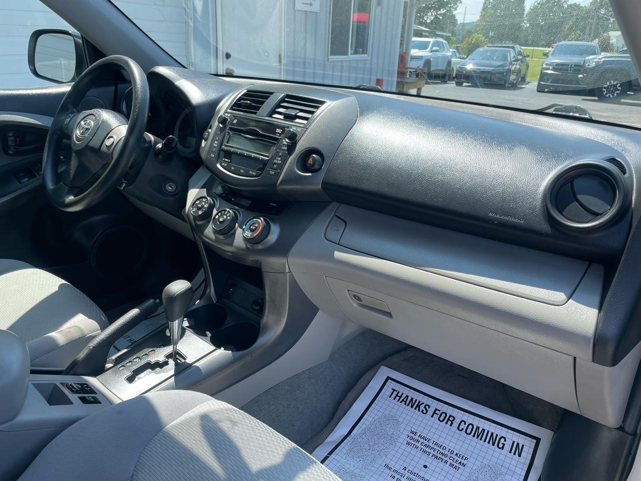 Toyota RAV4 Base I4 4WD 2011