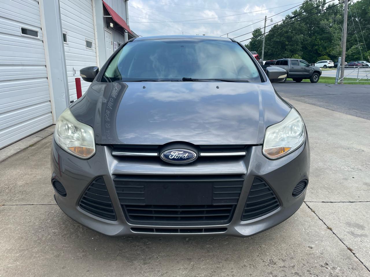 Ford Focus SE Hatch 2014