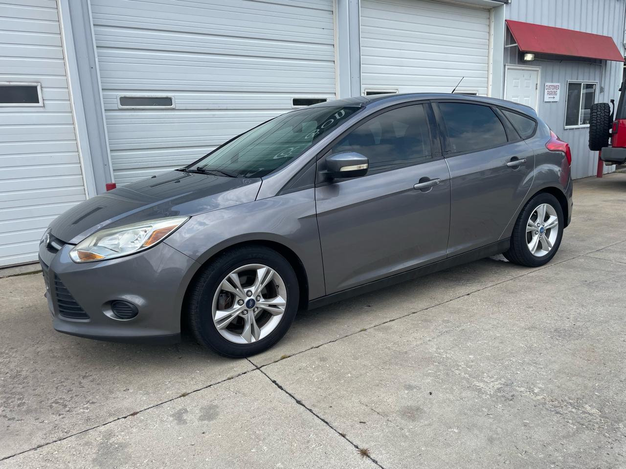 Ford Focus SE Hatch 2014