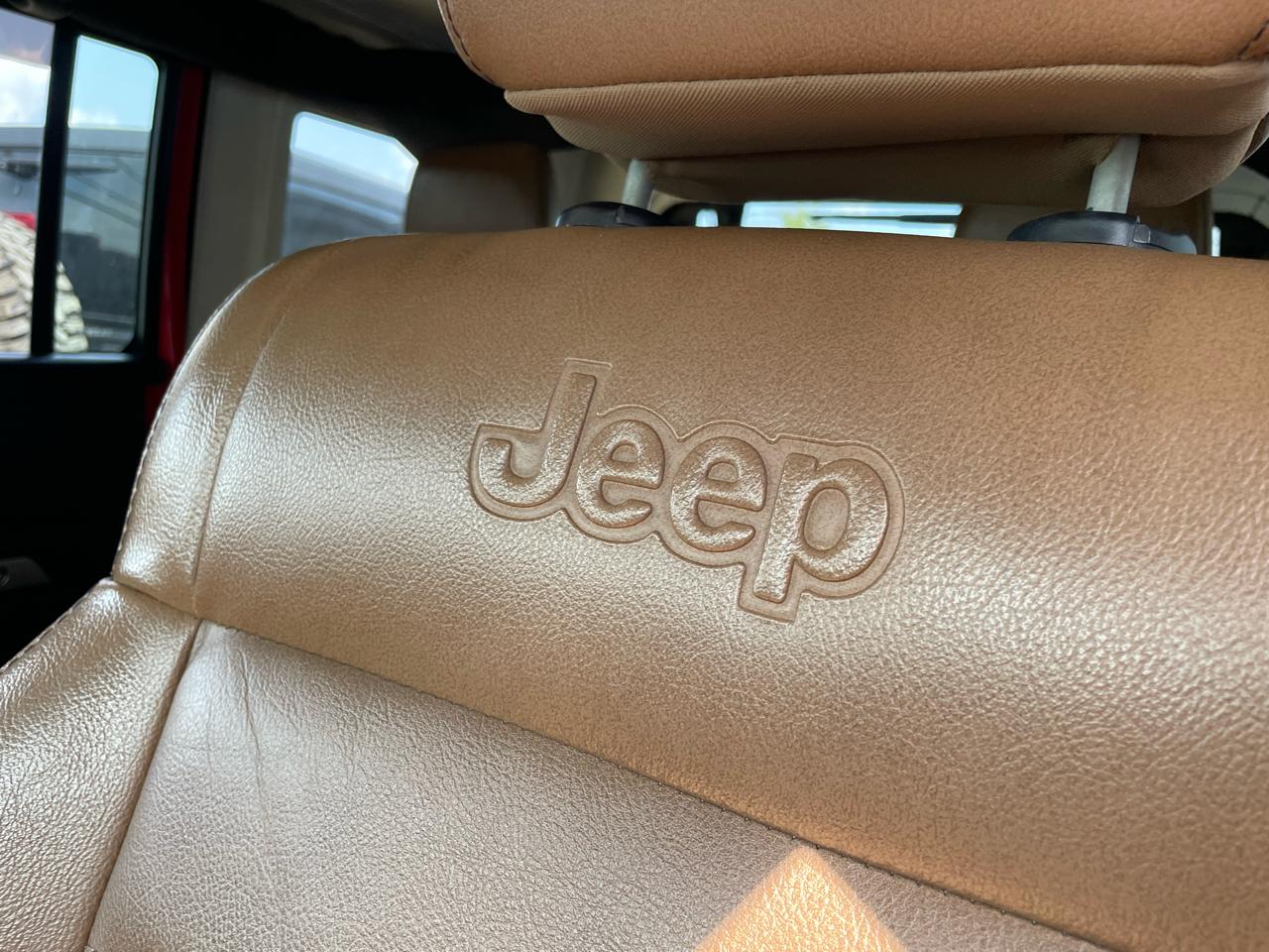 Jeep Wrangler Unlimited Sahara 4WD 2011