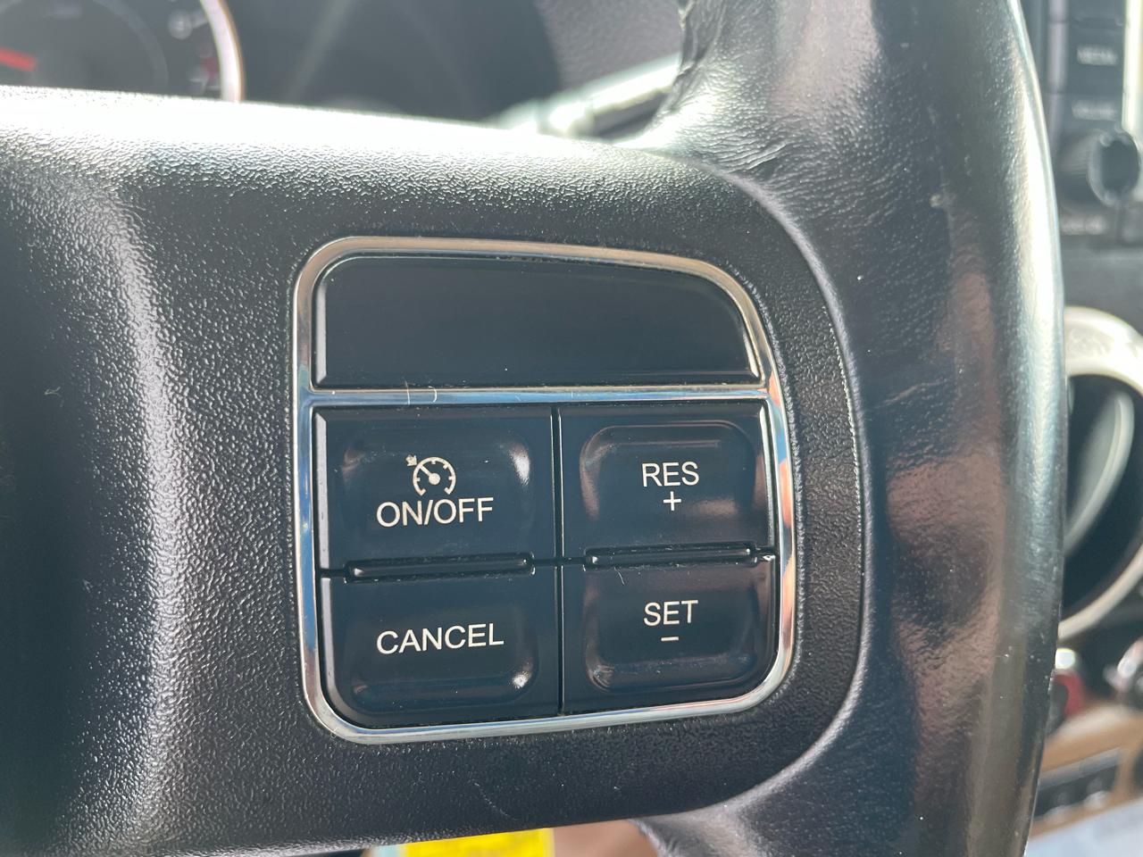 Jeep Wrangler Unlimited Sahara 4WD 2011