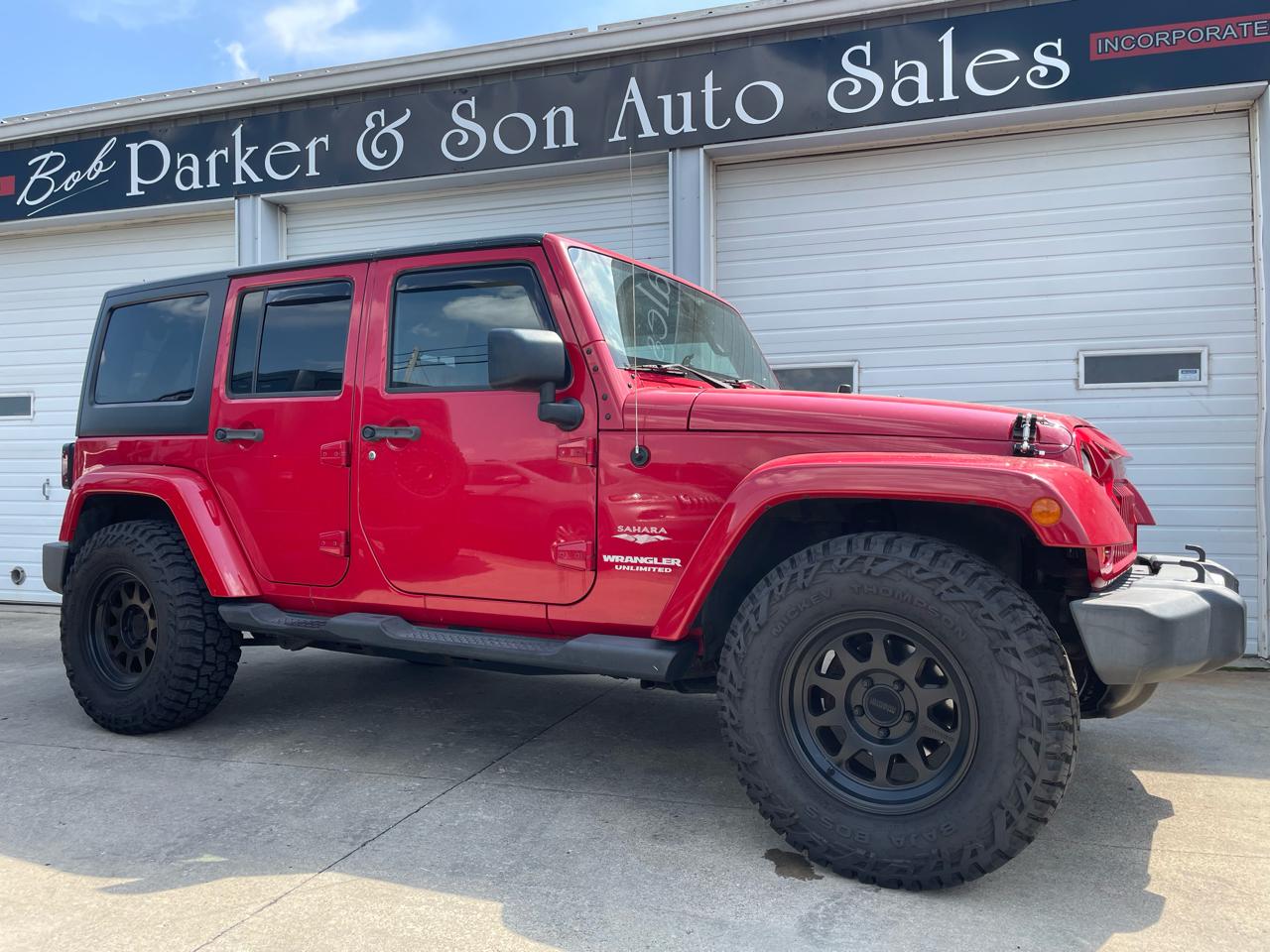 Jeep Wrangler Unlimited Sahara 4WD 2011