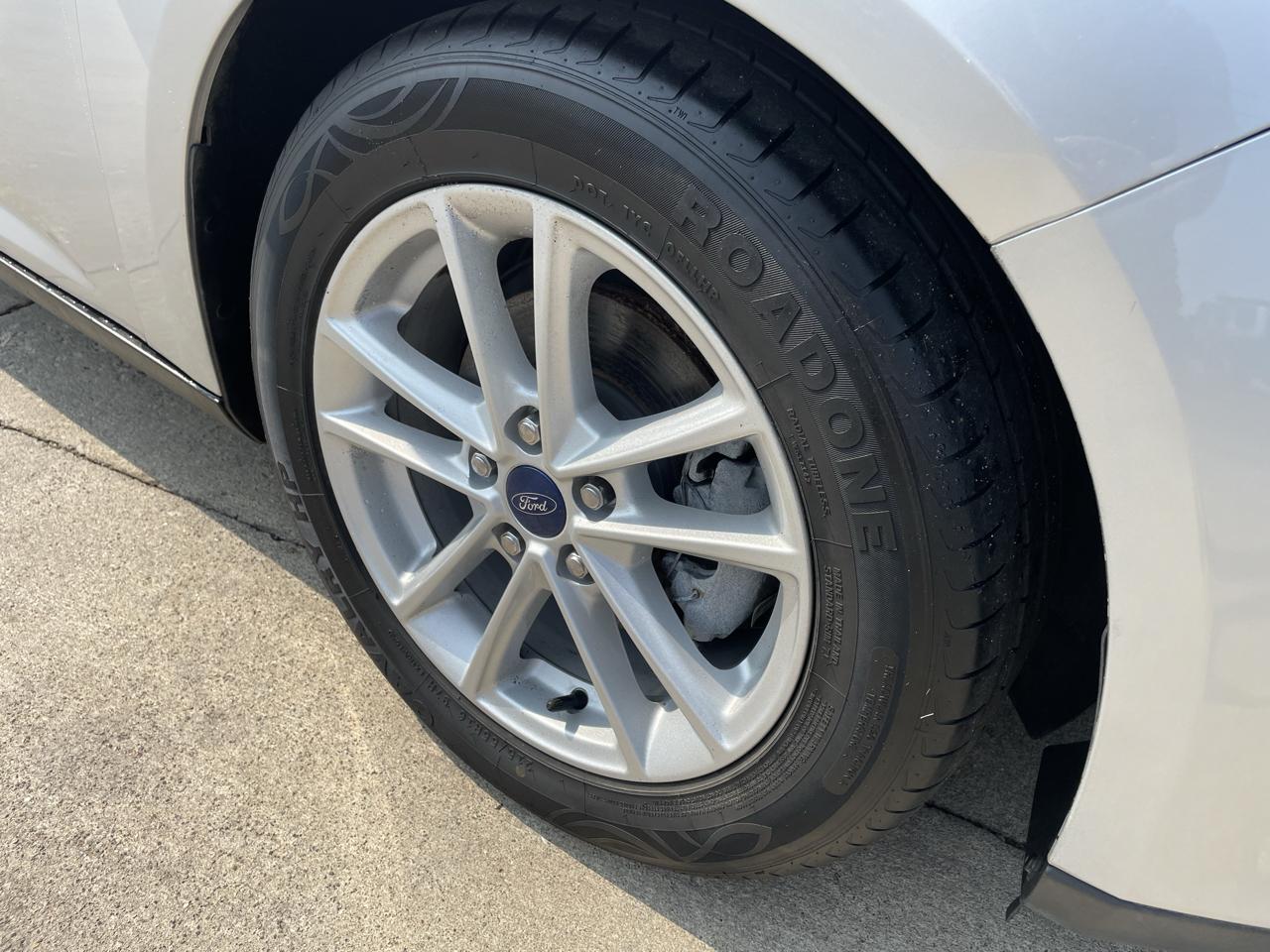 Ford Focus Titanium Sedan 2018