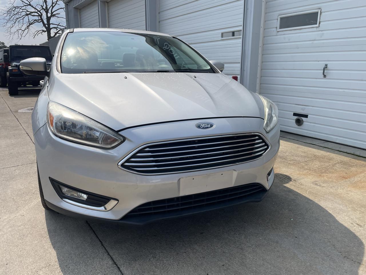 Ford Focus Titanium Sedan 2018