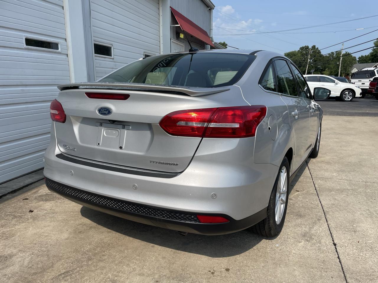 Ford Focus Titanium Sedan 2018