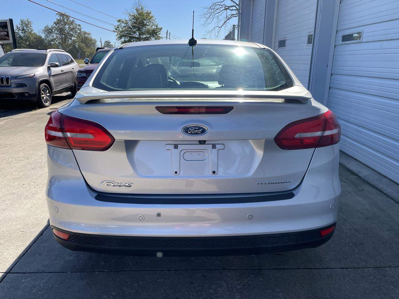 Ford Focus Titanium Sedan 2018