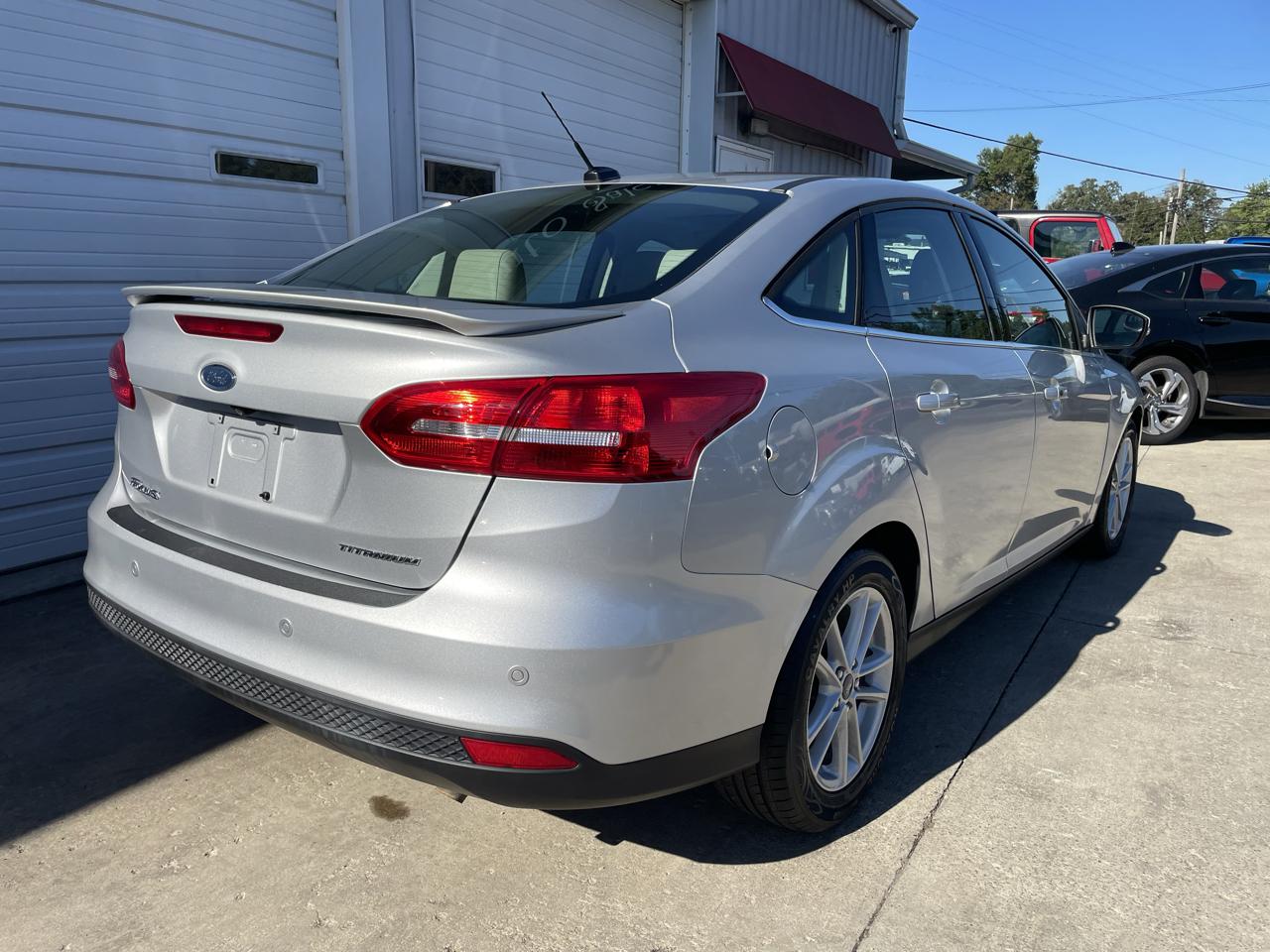 Ford Focus Titanium Sedan 2018