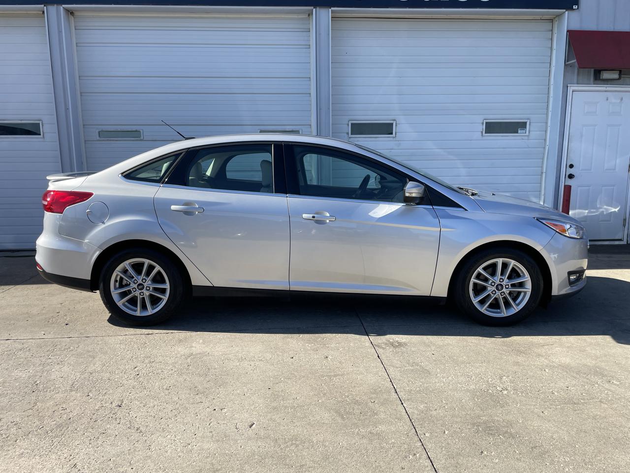 Ford Focus Titanium Sedan 2018