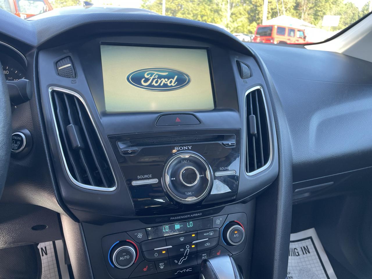 Ford Focus Titanium Sedan 2018