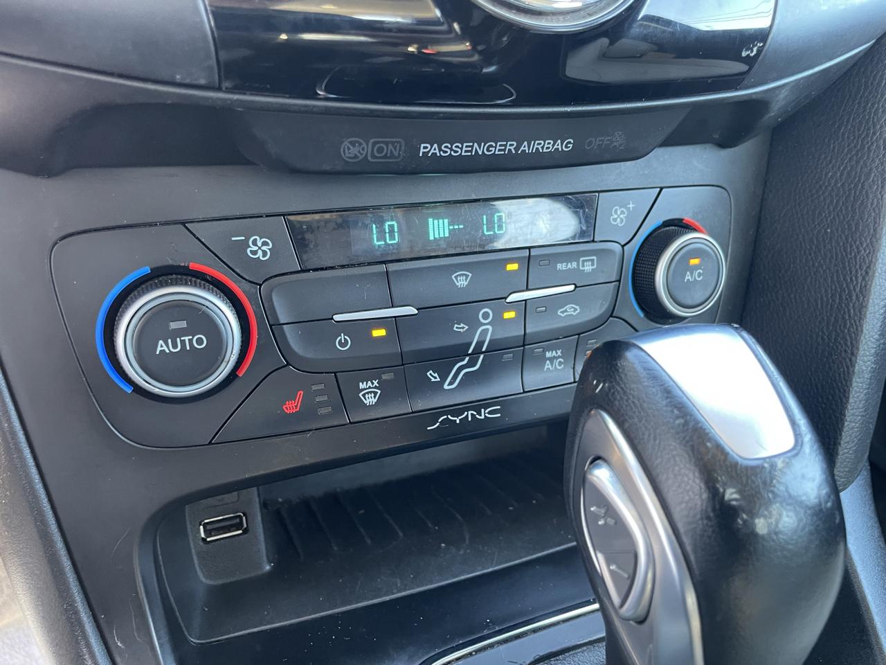 Ford Focus Titanium Sedan 2018