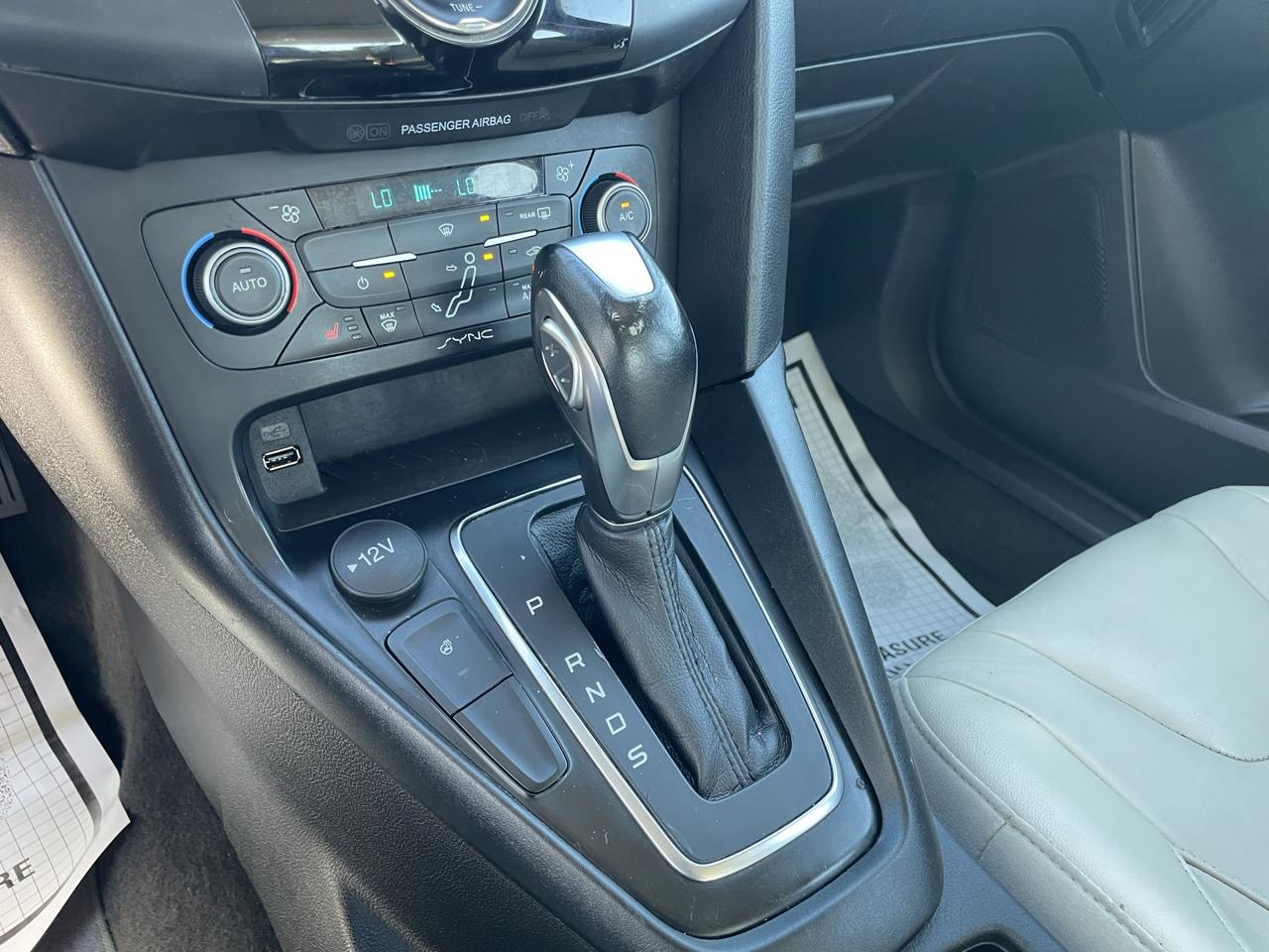 Ford Focus Titanium Sedan 2018