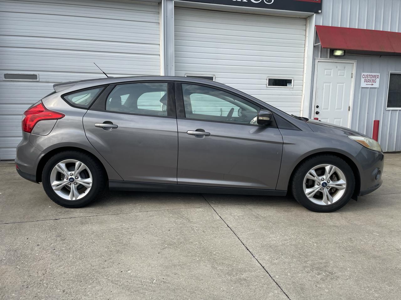 Ford Focus SE Hatch 2014
