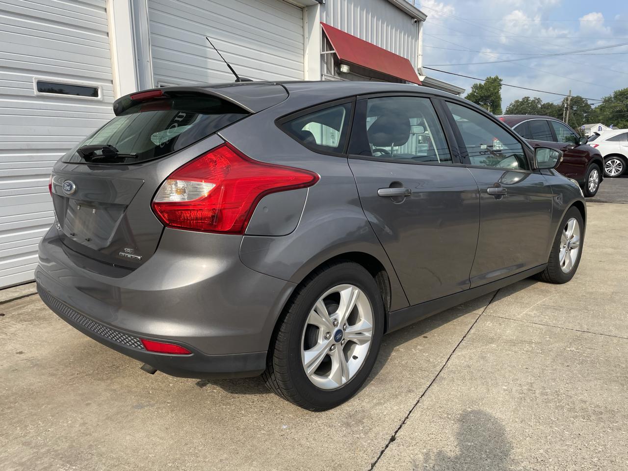 Ford Focus SE Hatch 2014