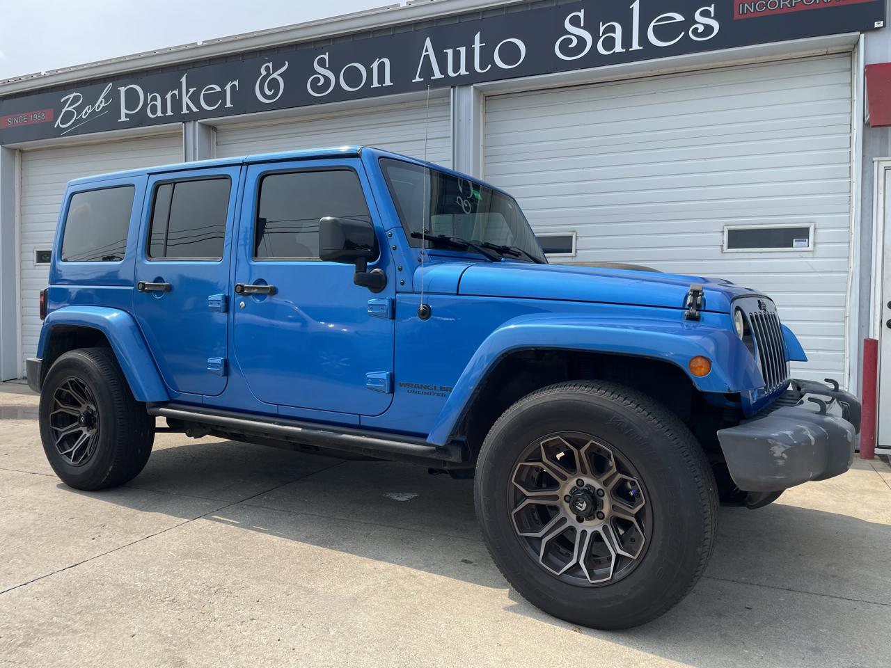 Jeep Wrangler Unlimited Sahara 4WD 2015