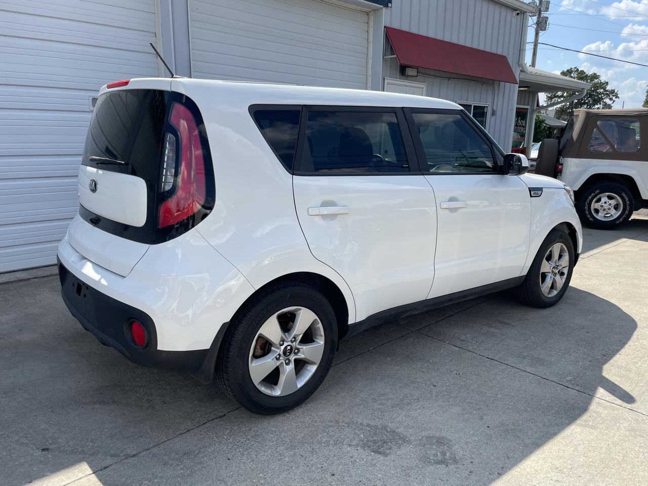 Kia Soul Base 6A 2019