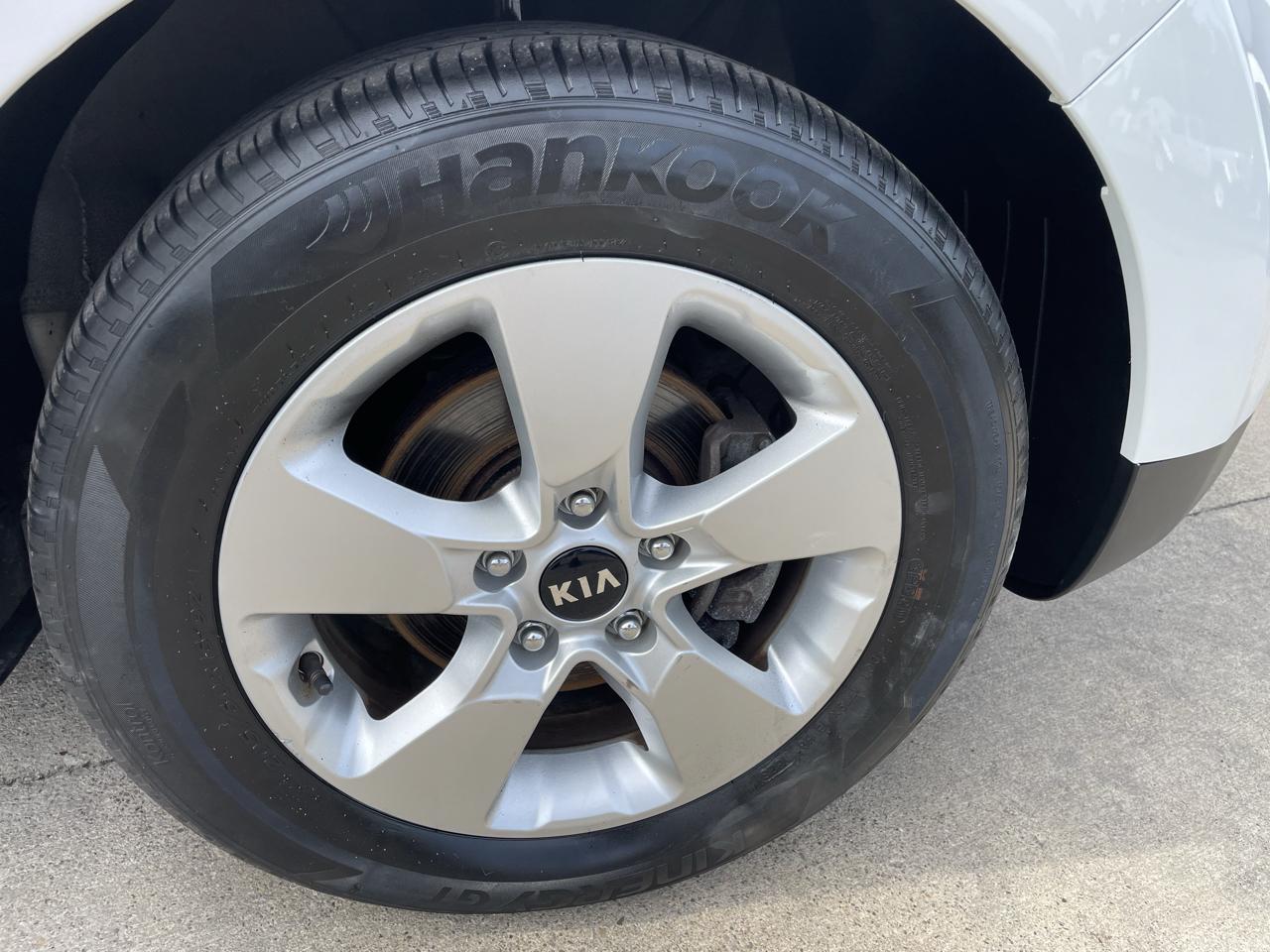 Kia Soul Base 6A 2019