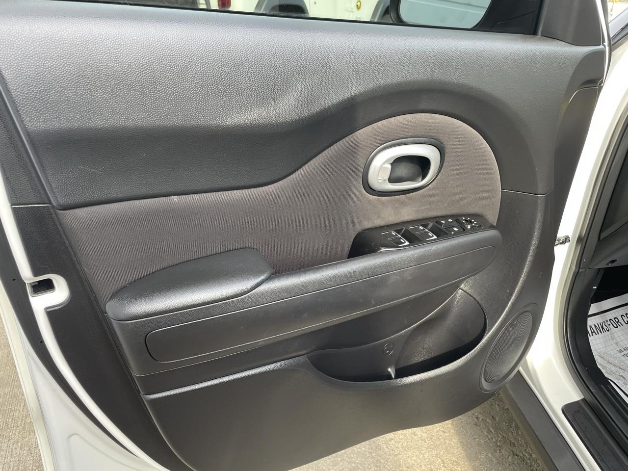 Kia Soul Base 6A 2019
