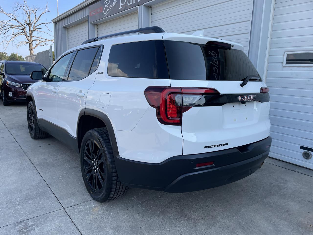 GMC Acadia SLE 2021