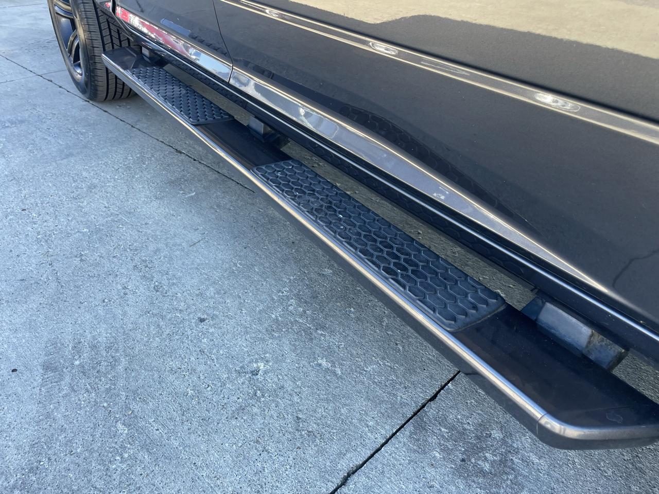 RAM 1500 4WD Crew Cab 140.5" Sport 2018