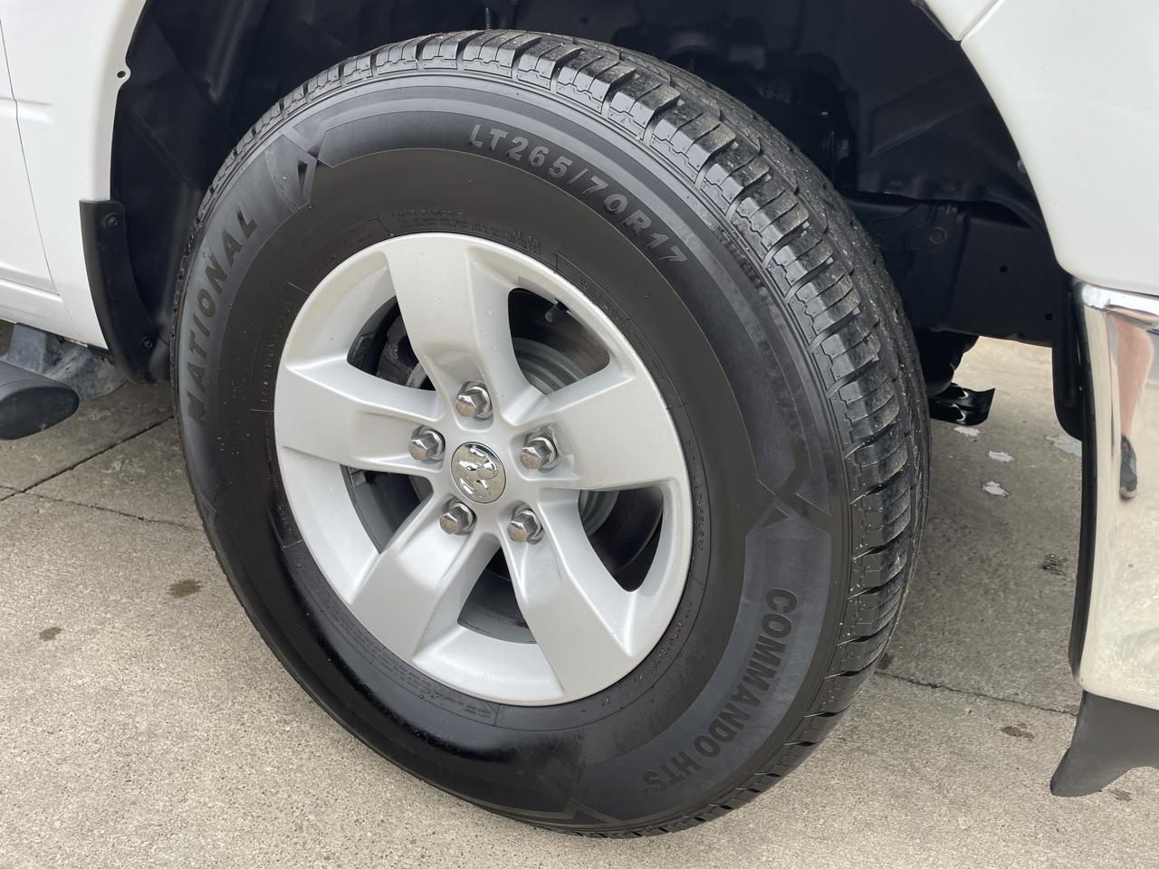 RAM 1500 Classic Tradesman Quad Cab 4WD 2022