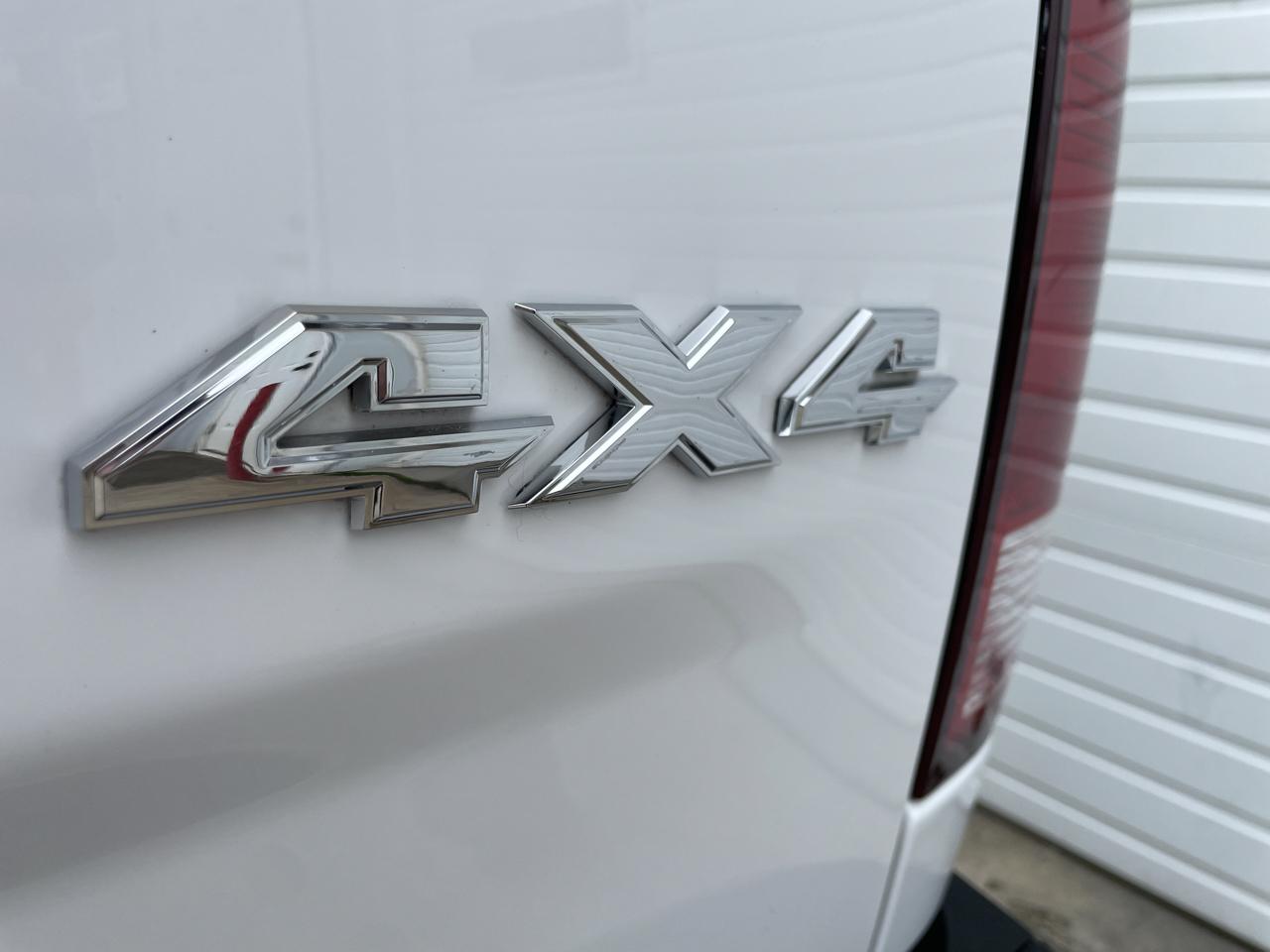 RAM 1500 Classic Tradesman Quad Cab 4WD 2022