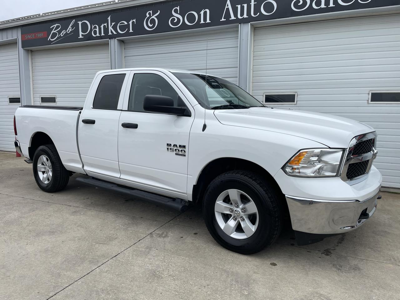 RAM 1500 Classic Tradesman Quad Cab 4WD 2022