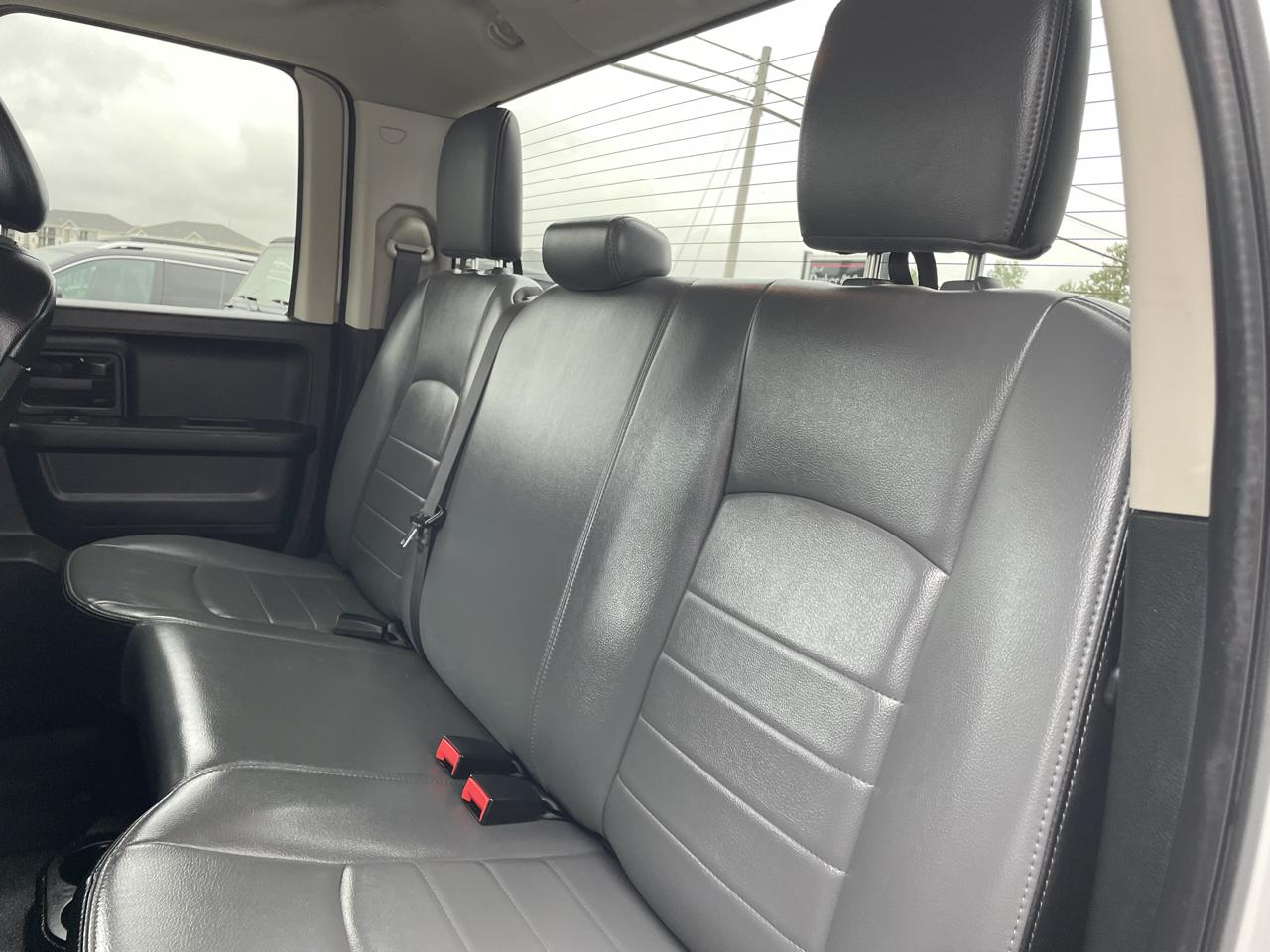 RAM 1500 Classic Tradesman Quad Cab 4WD 2022