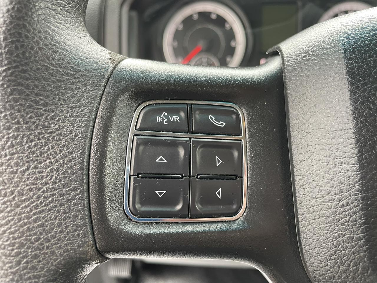 RAM 1500 Classic Tradesman Quad Cab 4WD 2022