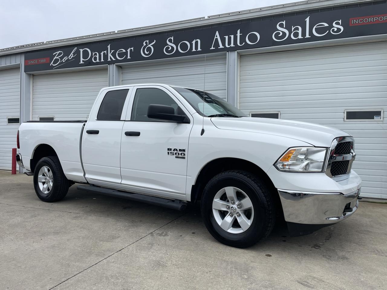 RAM 1500 Classic Tradesman Quad Cab 4WD 2022
