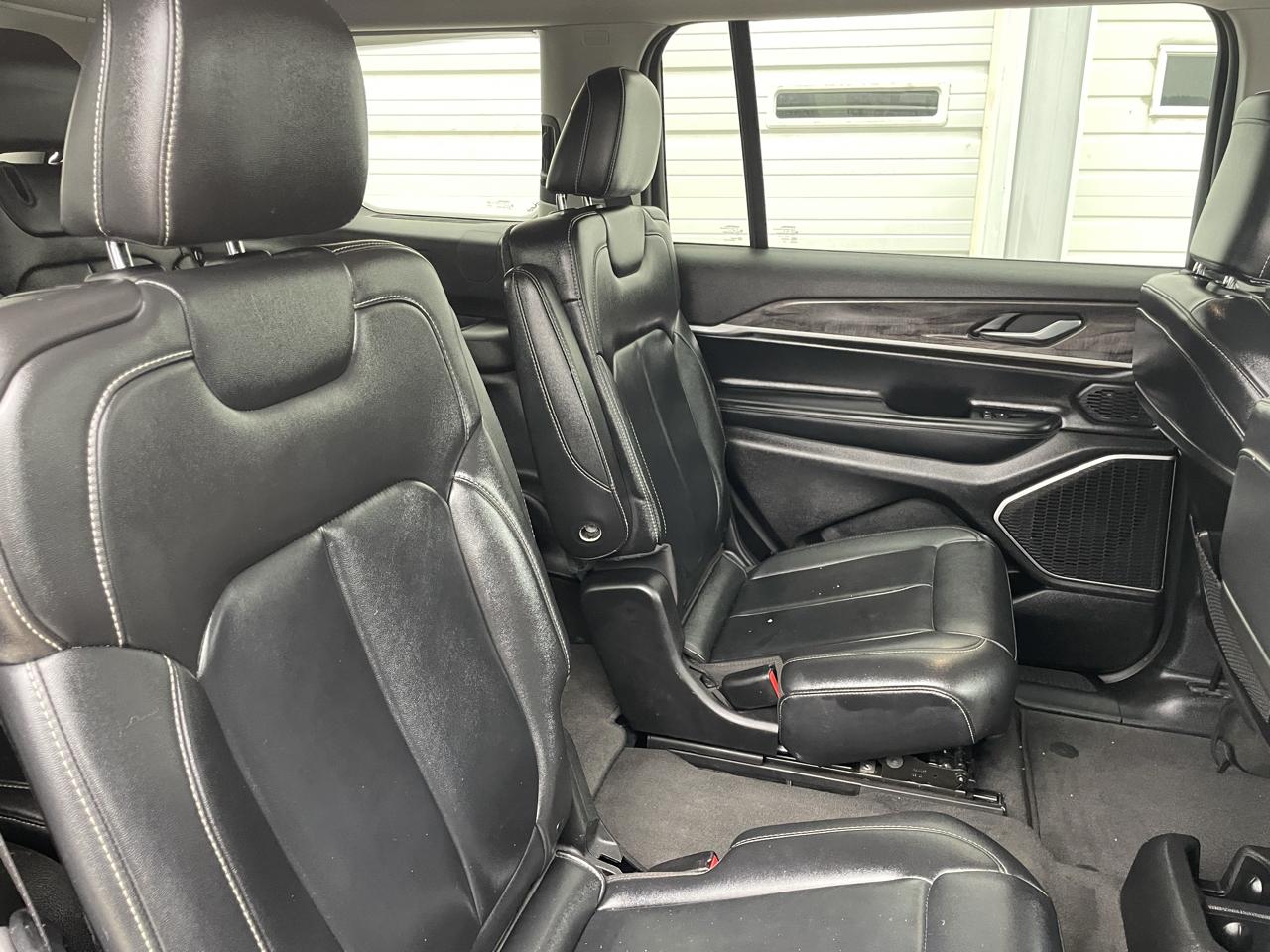 Jeep Grand Cherokee L Limited 4WD 2022