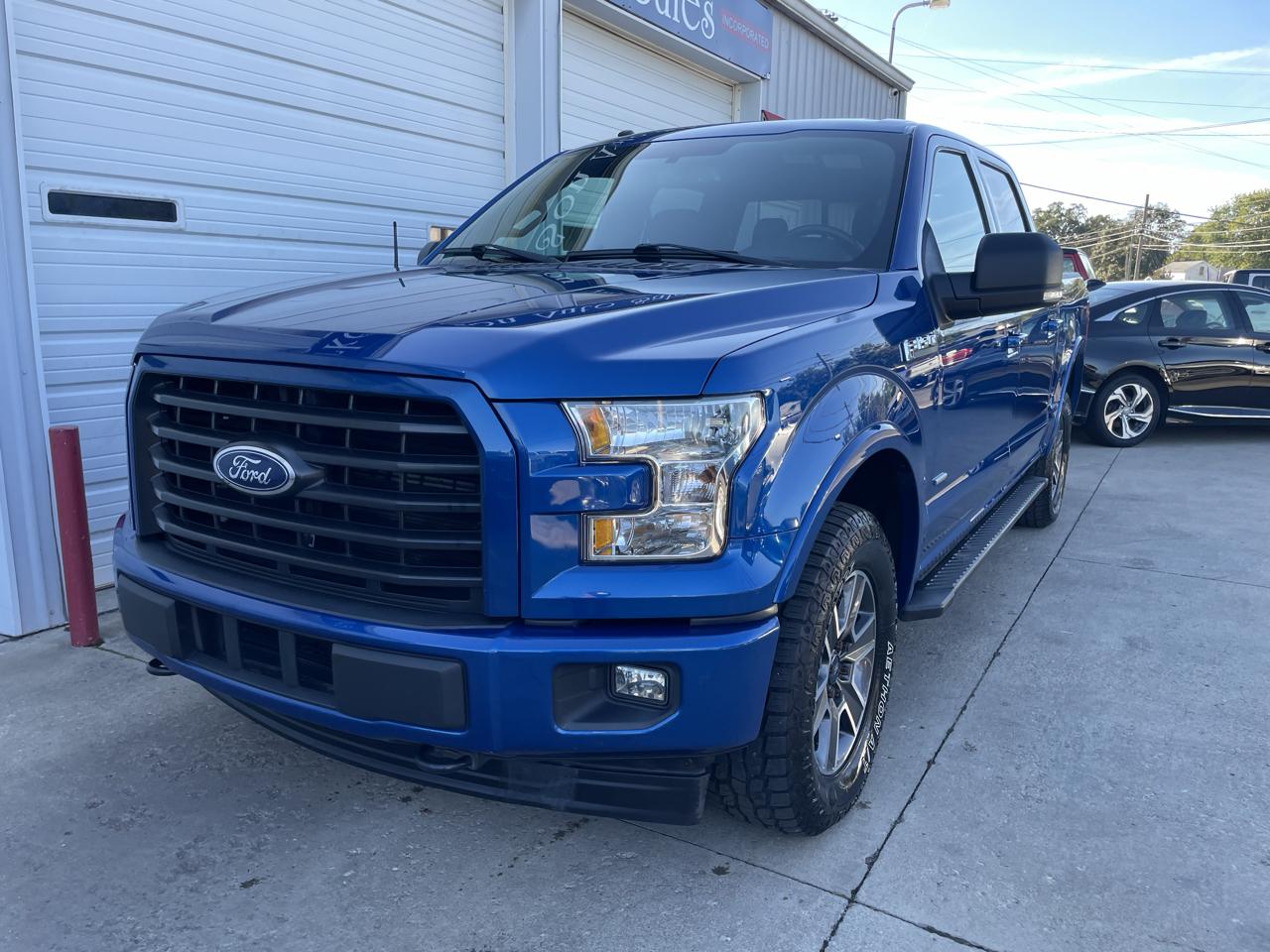 Ford F-150 XLT SuperCrew 5.5-ft. Bed 4WD 2017