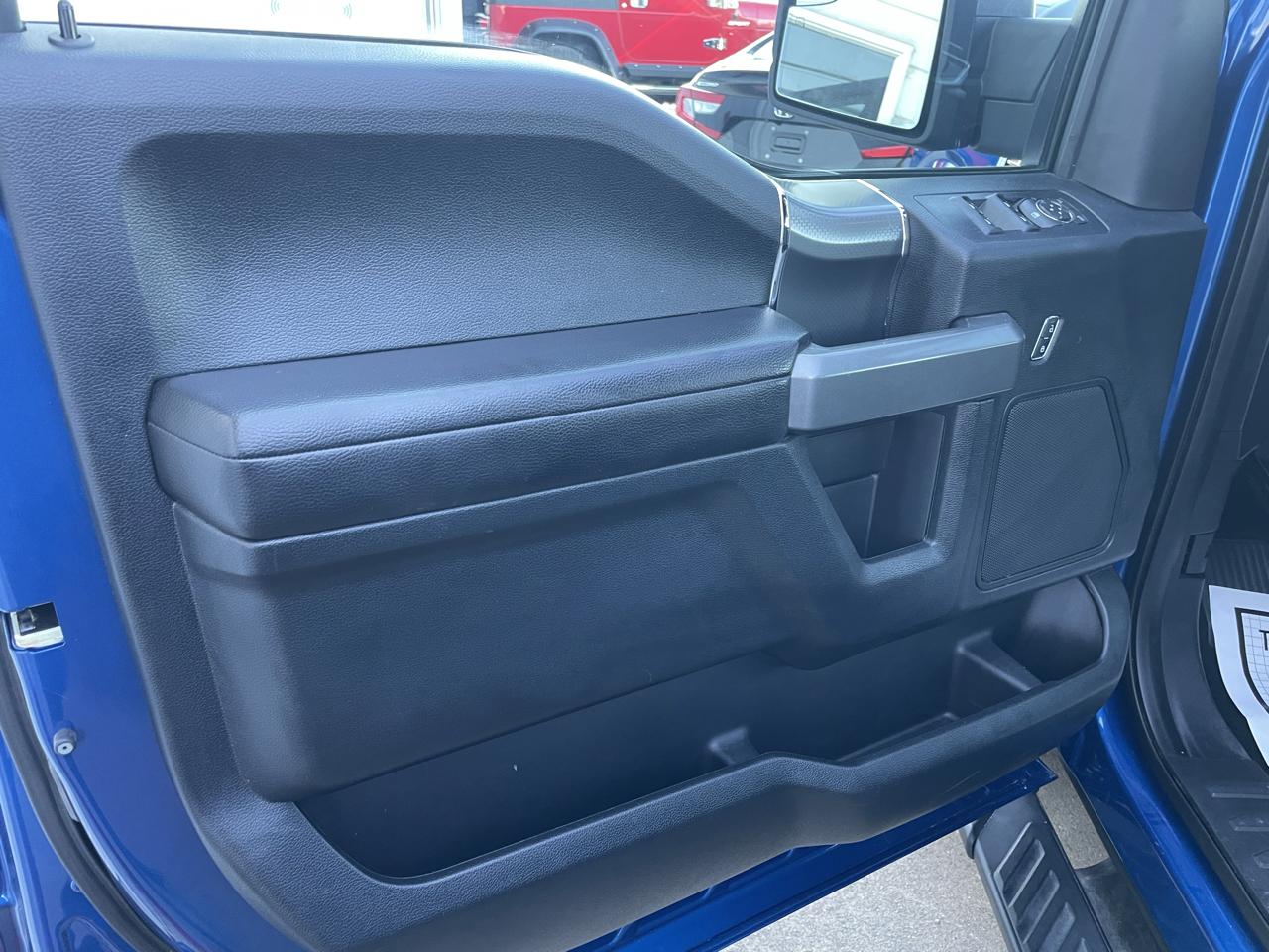 Ford F-150 XLT SuperCrew 5.5-ft. Bed 4WD 2017
