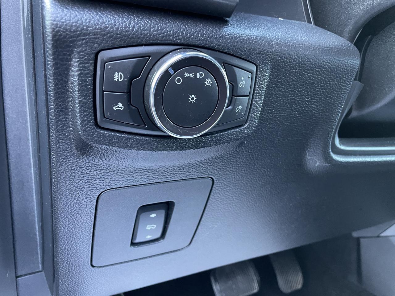 Ford F-150 XLT SuperCrew 5.5-ft. Bed 4WD 2017