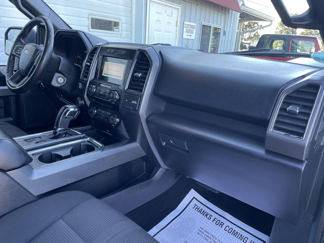 Ford F-150 XLT SuperCrew 5.5-ft. Bed 4WD 2017