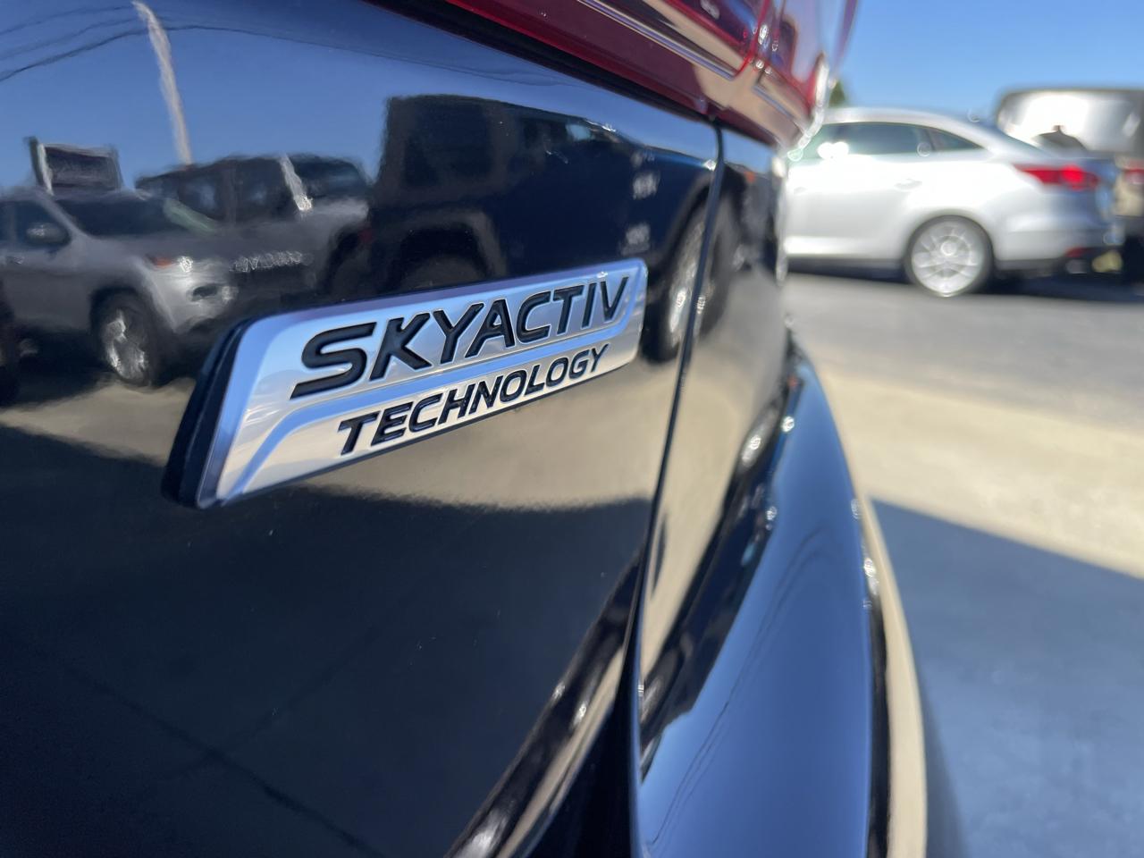 Mazda MAZDA3 s Grand Touring AT 5-Door 2017